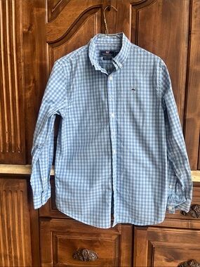 Vineyard Vines Light Blue Gingham Button-Down Shirt. Size Large